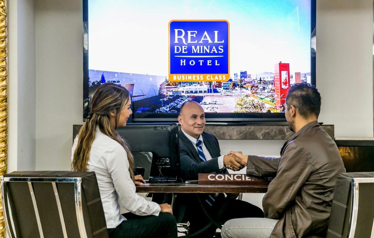 Imperio De Angeles Executive Leon Poliforum Eksteriør billede
